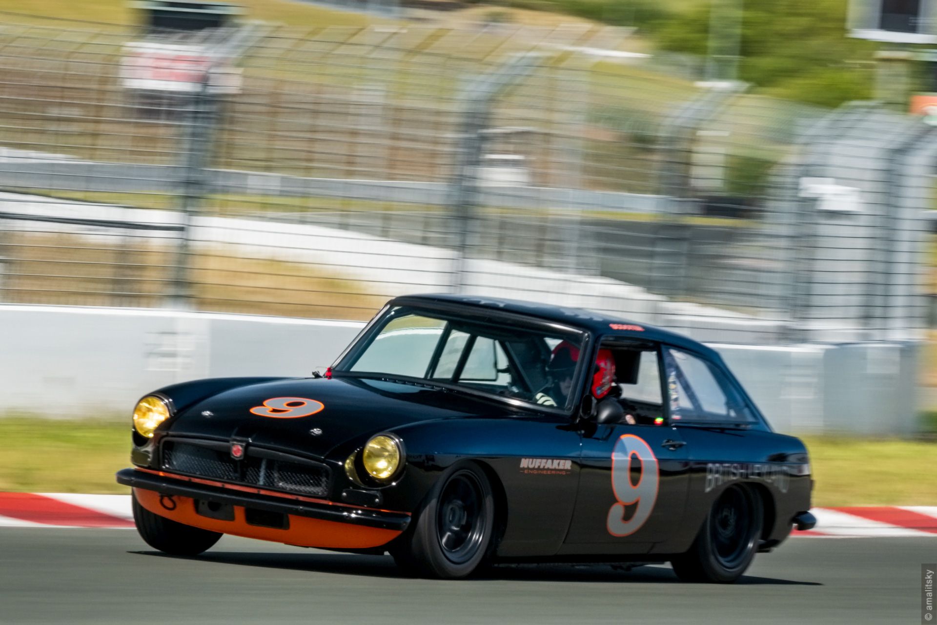 1966 MG BGT