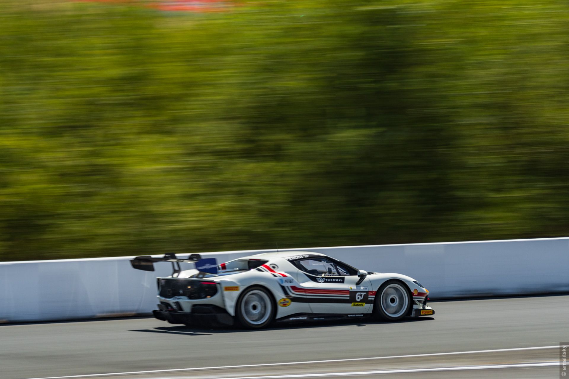 Ferrari 296 Challenge