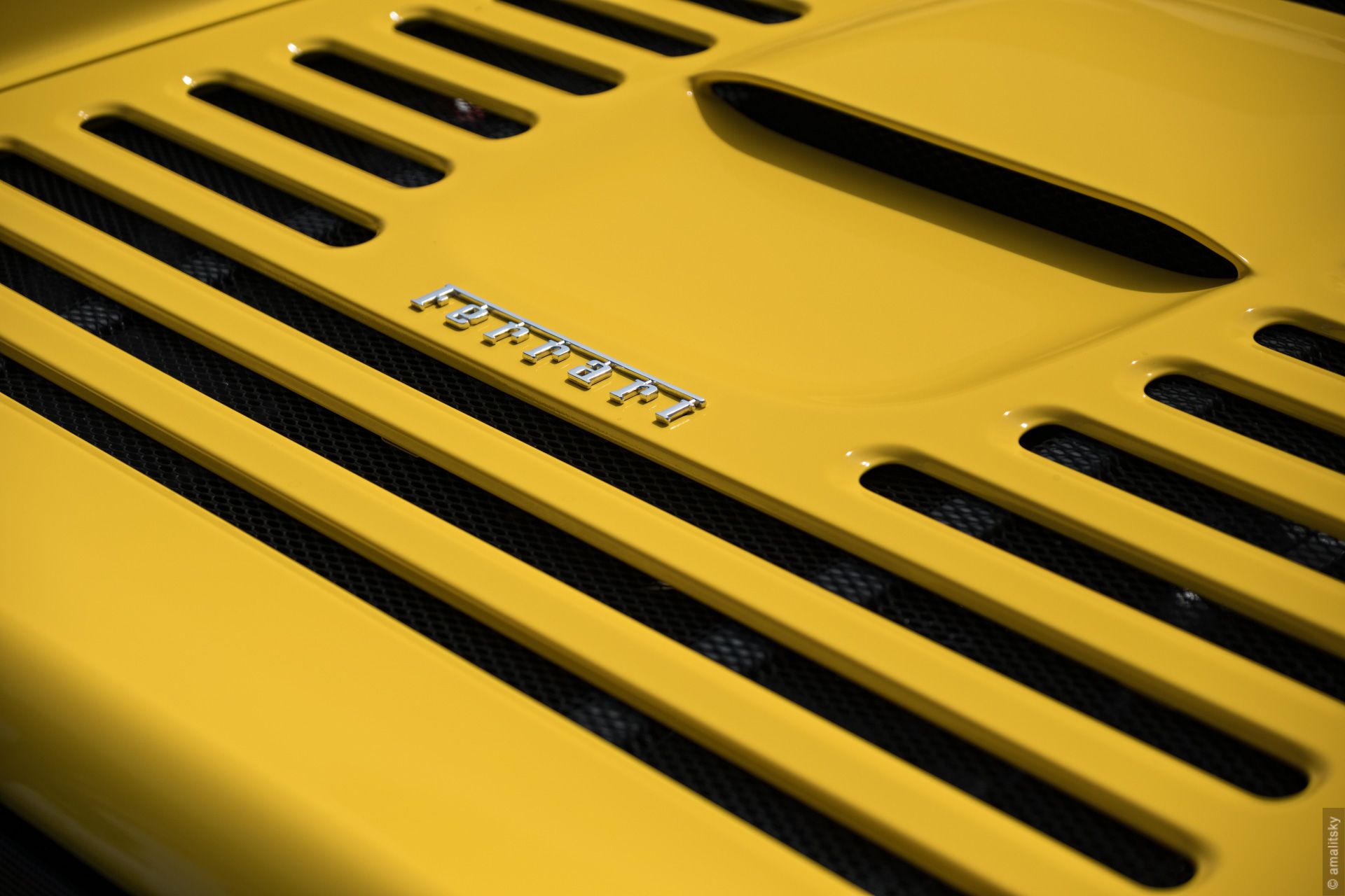 Ferrari 348