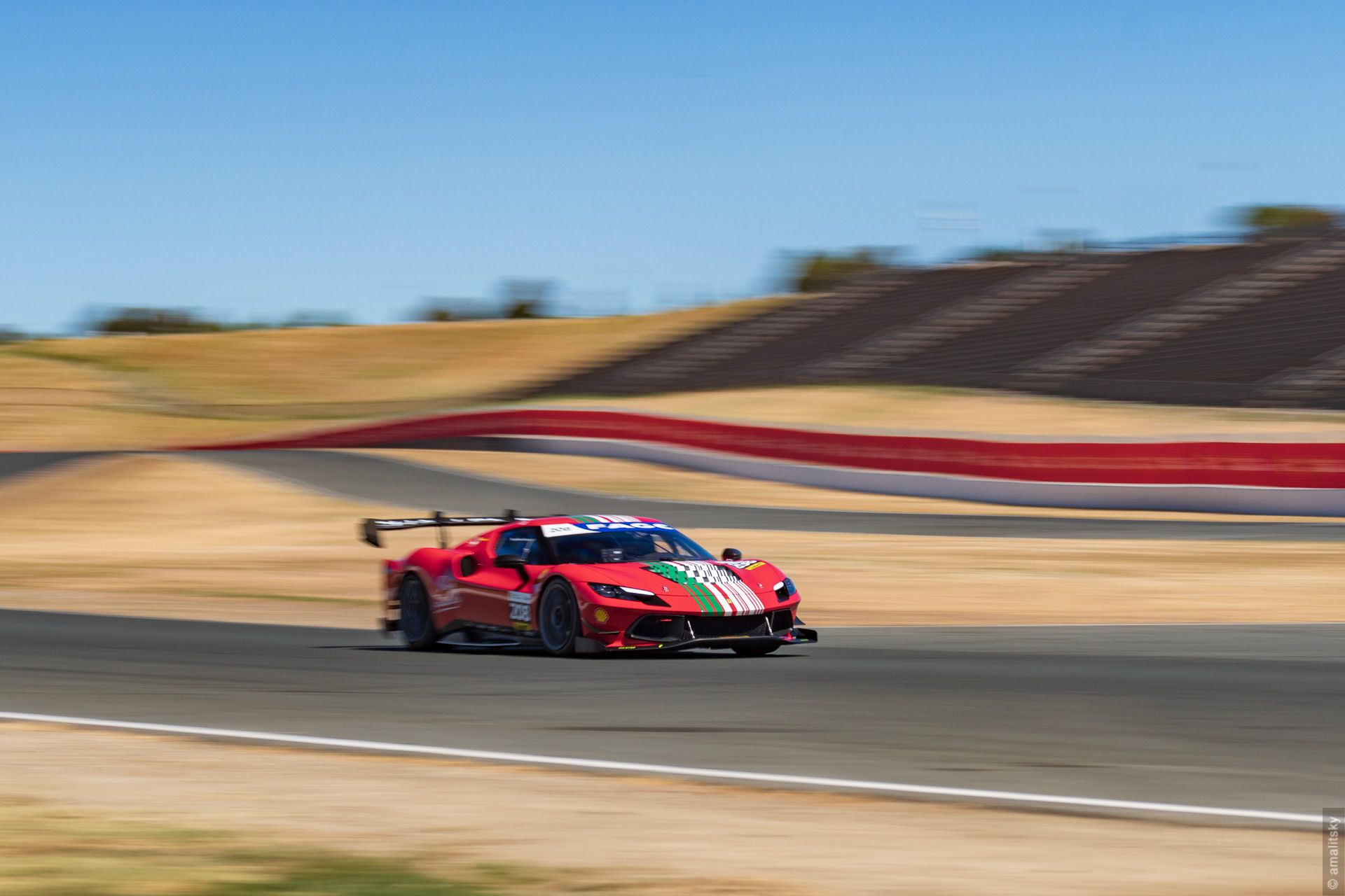Ferrari 296 Challenge
