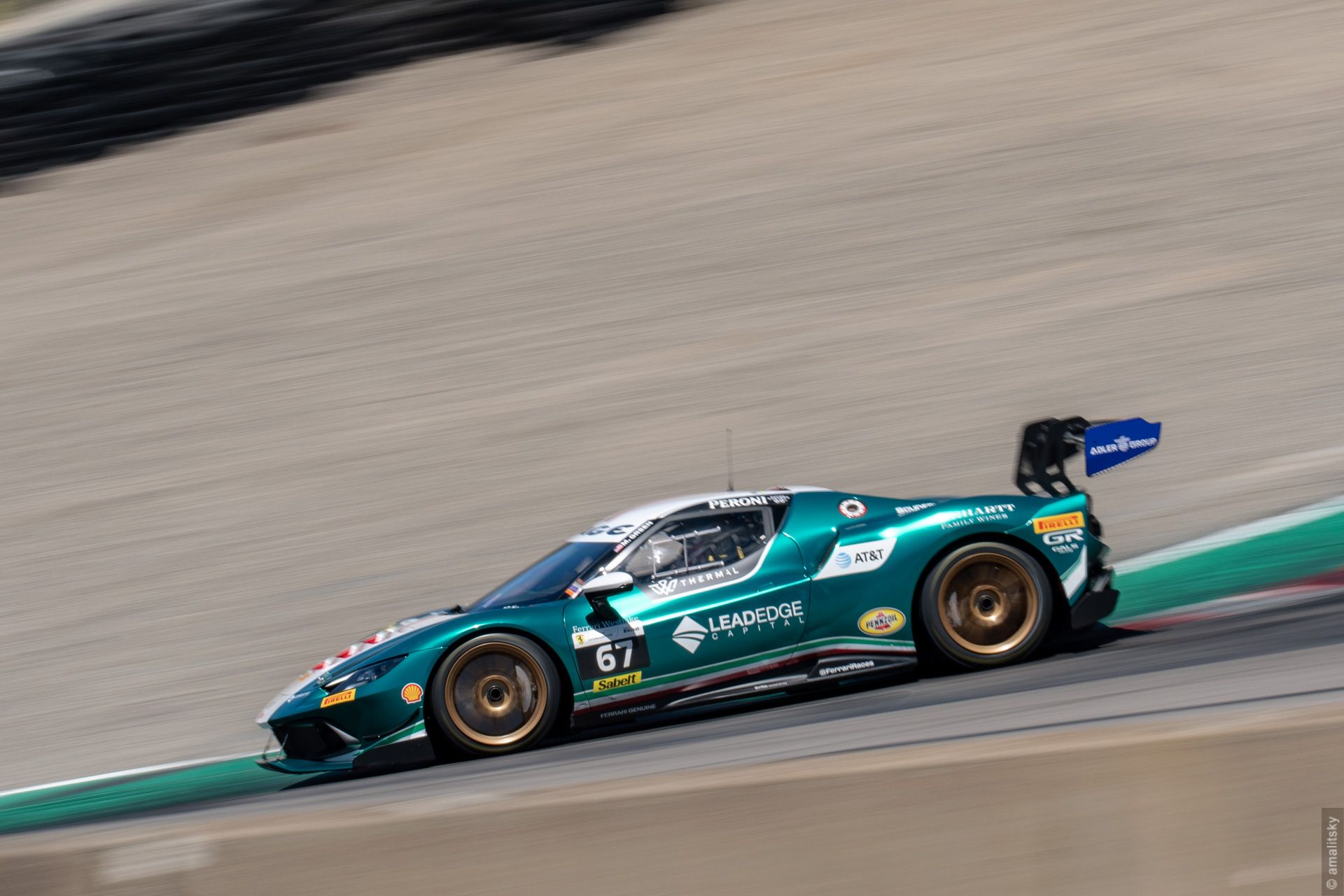 Ferrari 296 Challenge