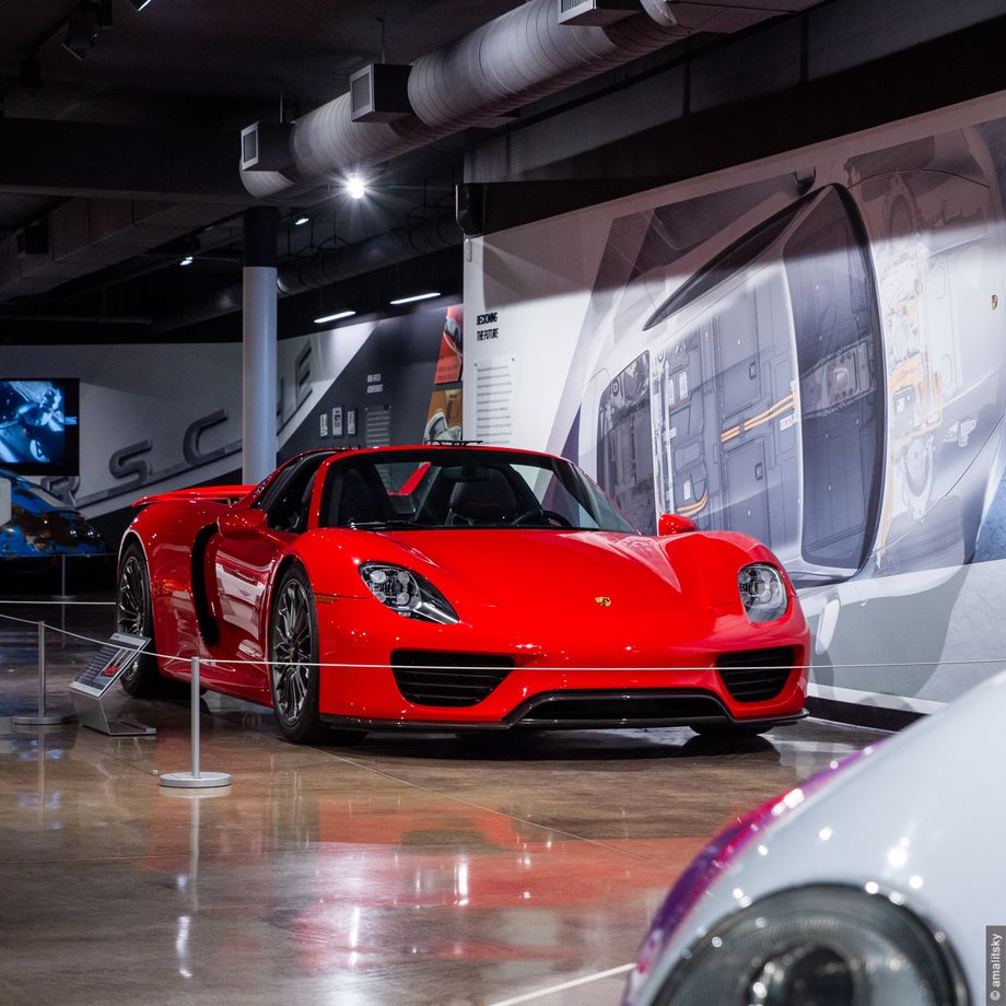 Galpin Porsche Museum — Santa Clarita Dealership | amlab