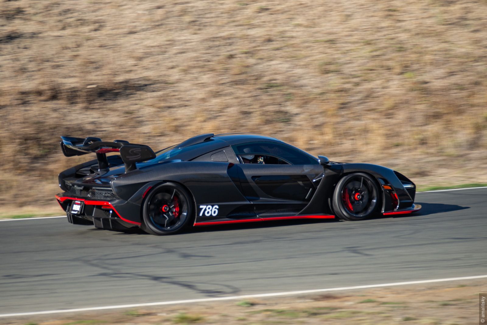 McLaren Senna