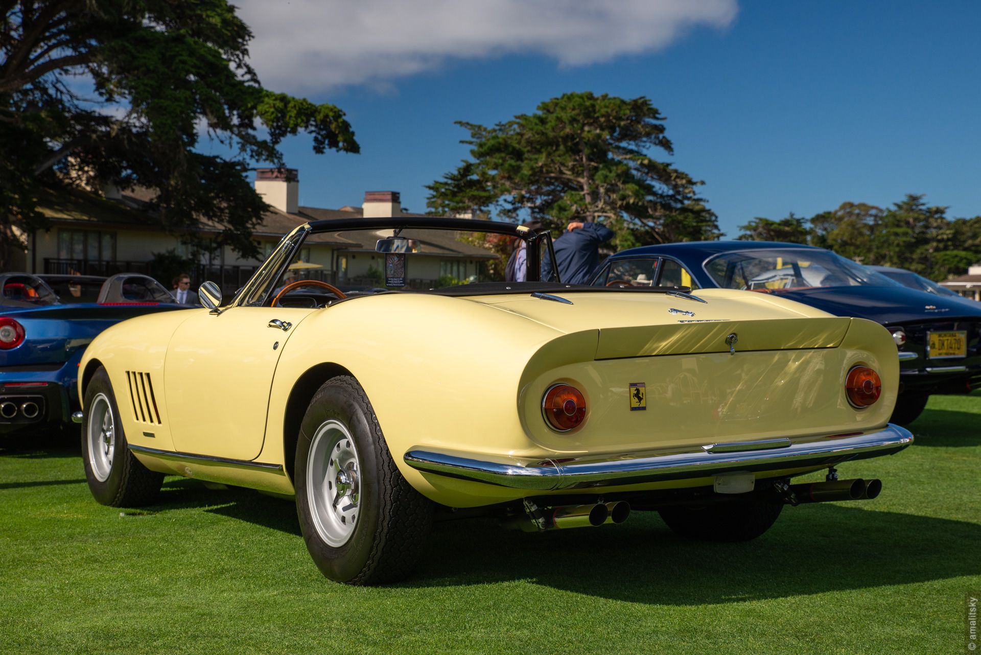 Ferrari 275 GTB/4 NART Spyder