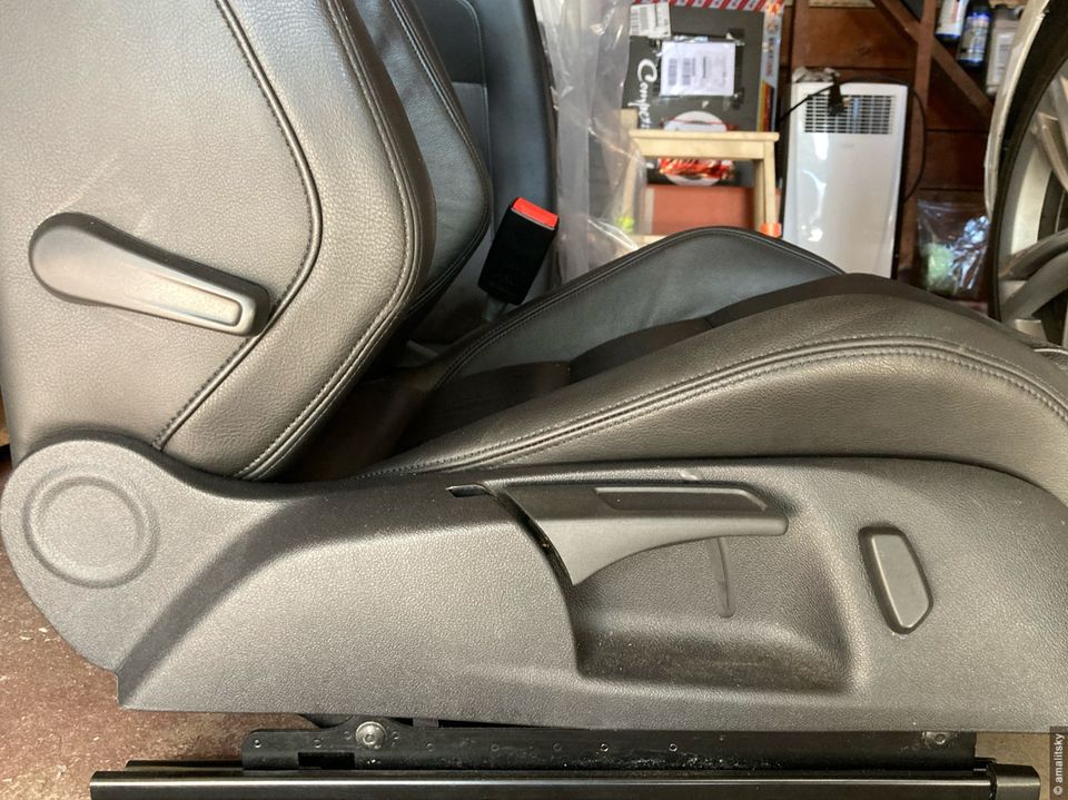 VW GTI seat controls