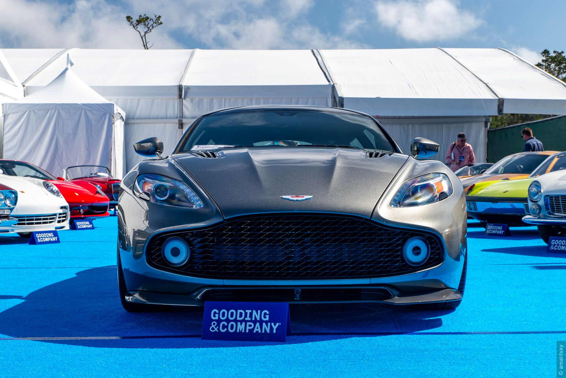 2019 Aston Marti Vanguish Zagato shooting brake