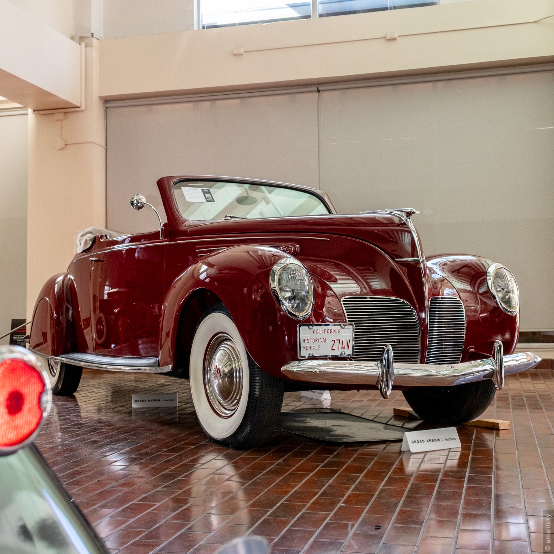 1938 Lincoln Zephyr Convertible Coupe