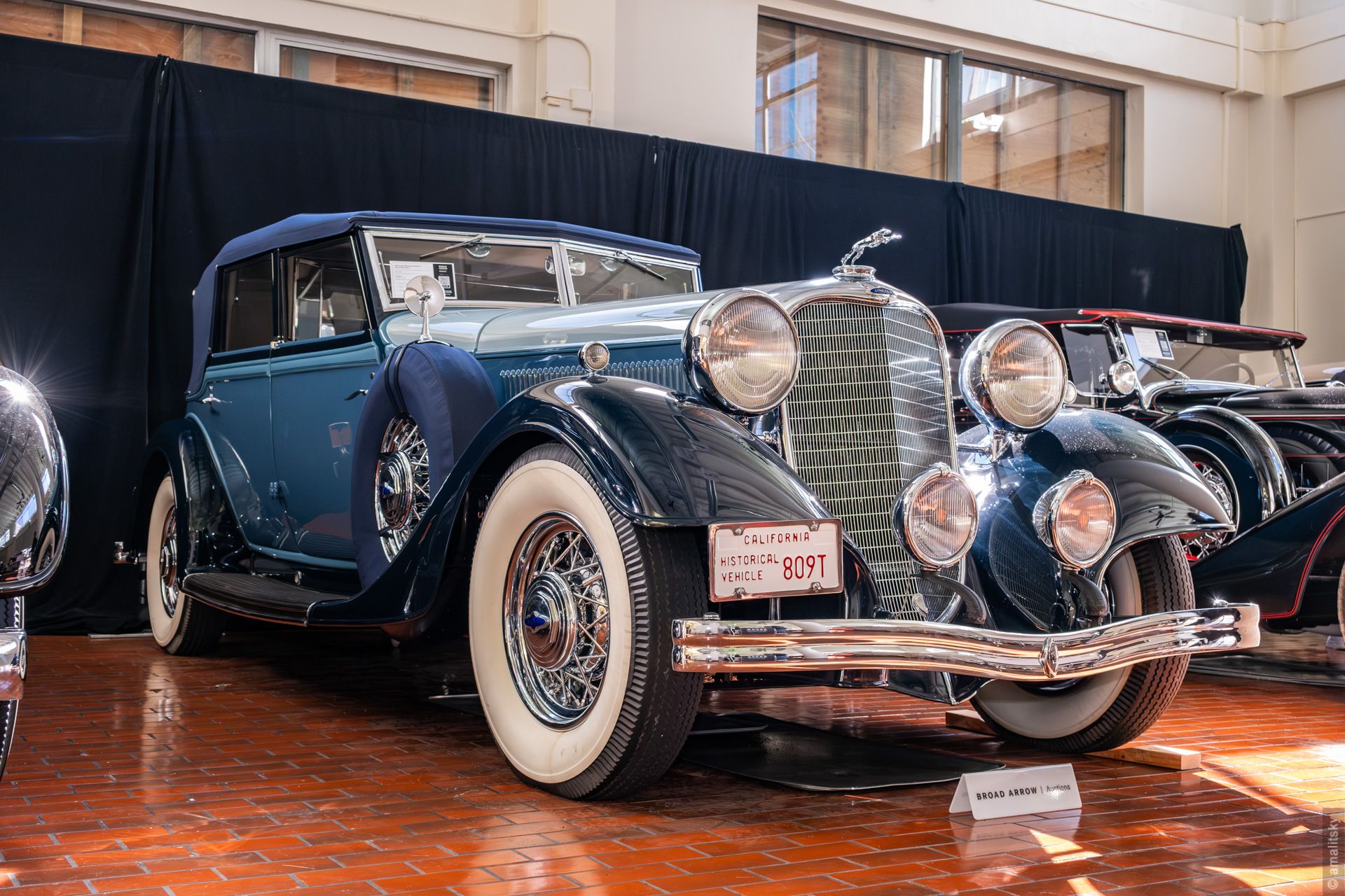 1933 Lincoln KB Custom Dietrich Convertible Sedan