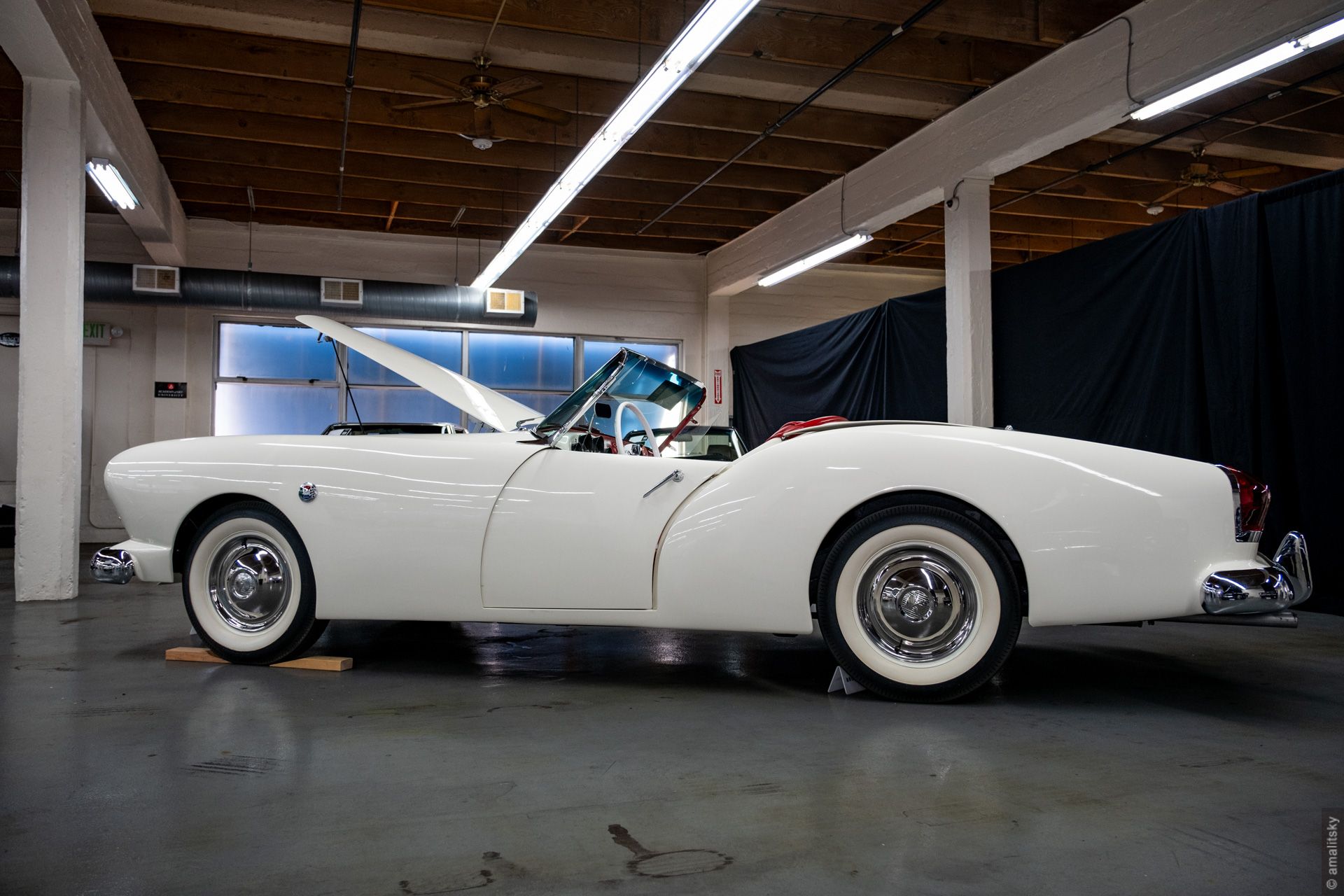 1954 Kaiser-Darrin 161 Roadster