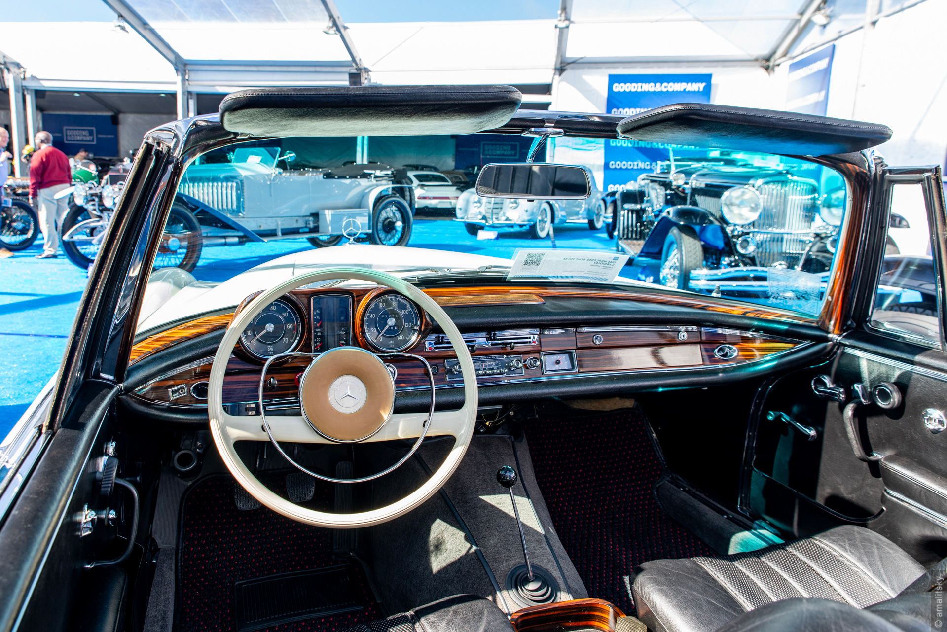 Mercedes Benz-250 SE Cabriolet